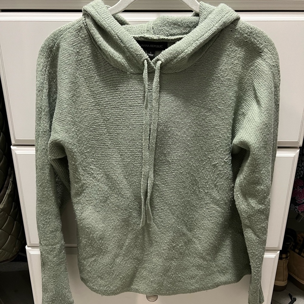 Banana Republic Hooded sweater